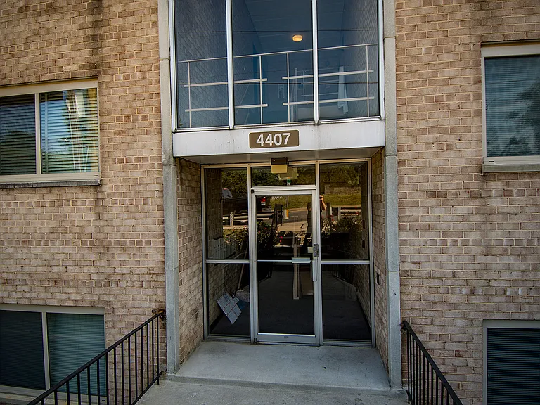 Clermont Apartments Controlled Entry