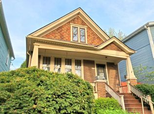 2574 N Bartlett Ave, Milwaukee, WI 53211