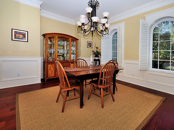 5th image of 415 Ocean Forest Dr