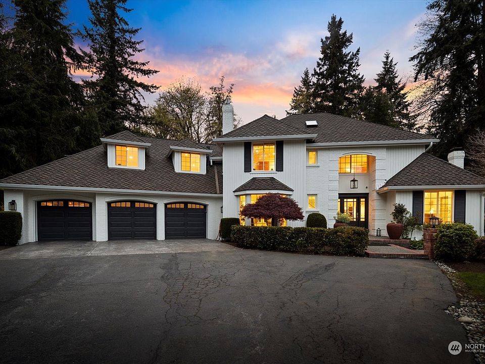1st image of 21840 NE 140th Way