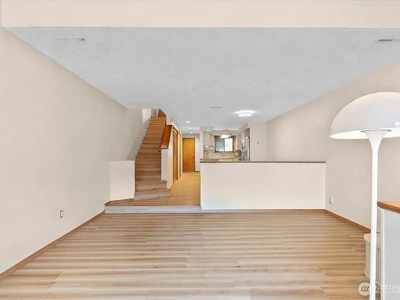 4th image of 13802 NW 10th Court #D