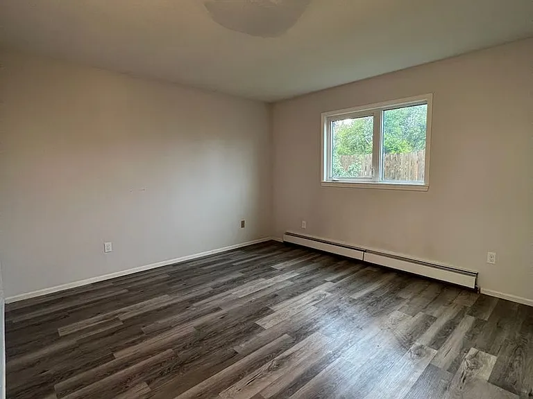 3481 E 20th Ave — Photo 16
