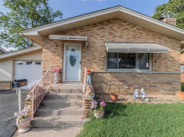 345 Vanpreter Ave, Wood River, IL 62095