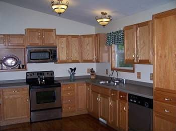 1st image of 304 Oakbrook Dr