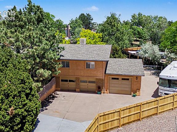 3rd image of 1581 Minnetonka Pl