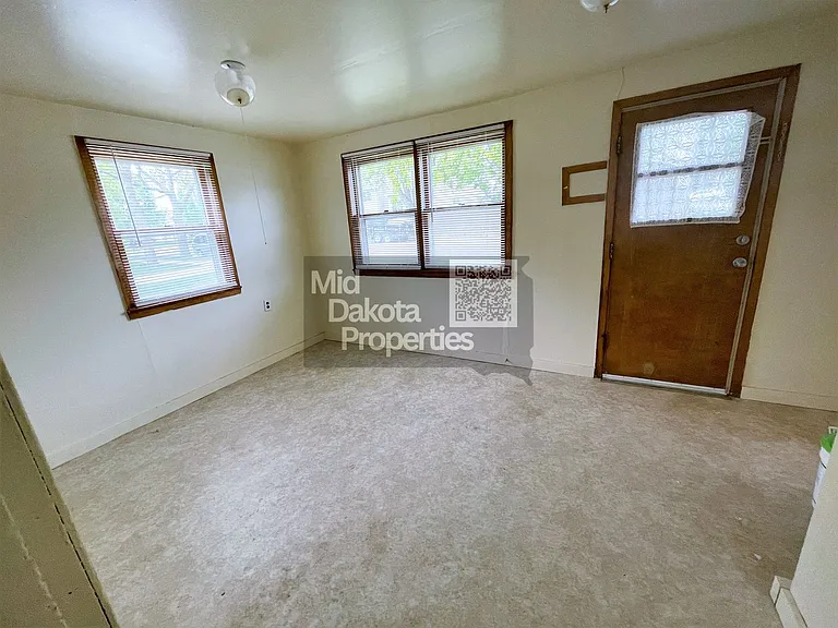 1016 S Duff St — Photo 6