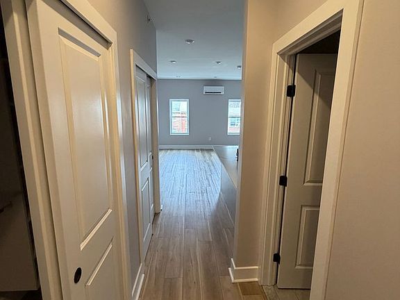 3rd image of 3918-3930 Haverford Ave #3920-05
