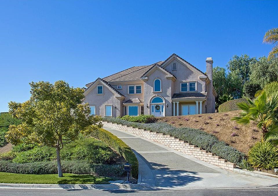 1st image of 1462 Westridge Way