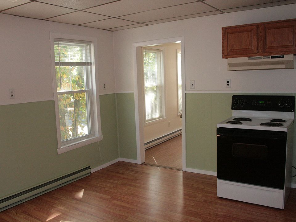 2nd image of 196 May St APT 2