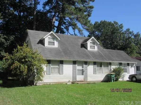 9509 Carling Dr, Little Rock, AR 72209