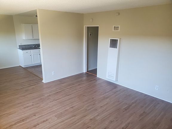 5th image of 2047 S Mountain View Ave #11