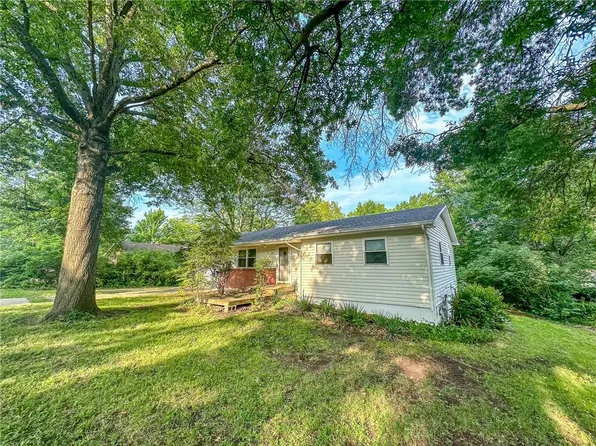 535 Kansas St, Lawrence, KS 66046