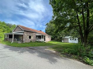 118 Jenner St, Jenners, PA 15546