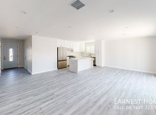 19243 Hart St, Reseda, CA 91335