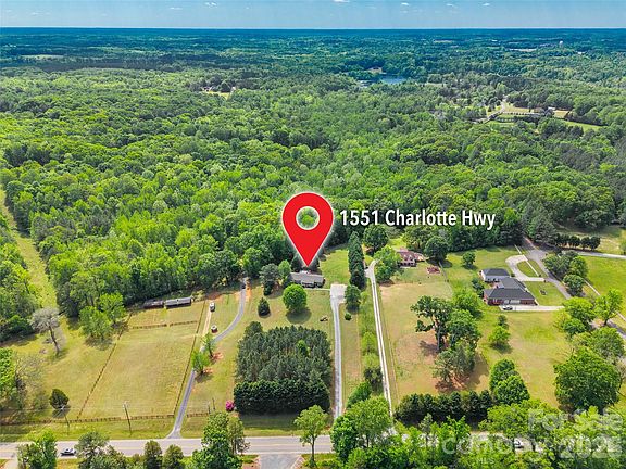 2nd image of 1551 Charlotte Hwy