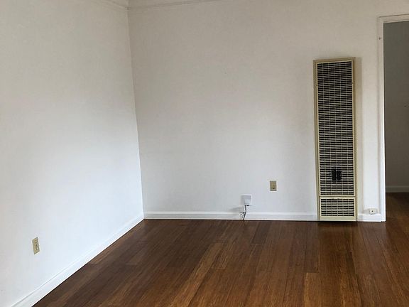 4th image of 3672 Texas St