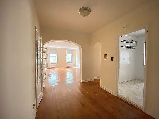 3rd image of 41-20 46th St #4D