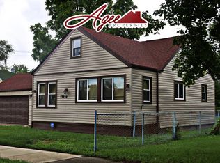19494 Fenmore St, Detroit, MI 48235