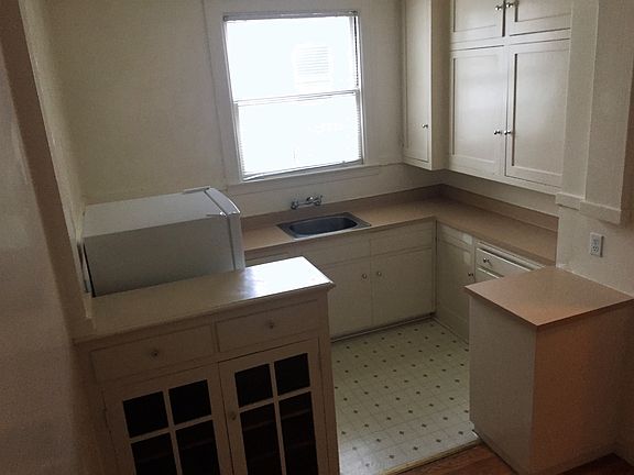 5th image of 1485 Waller St APT 307