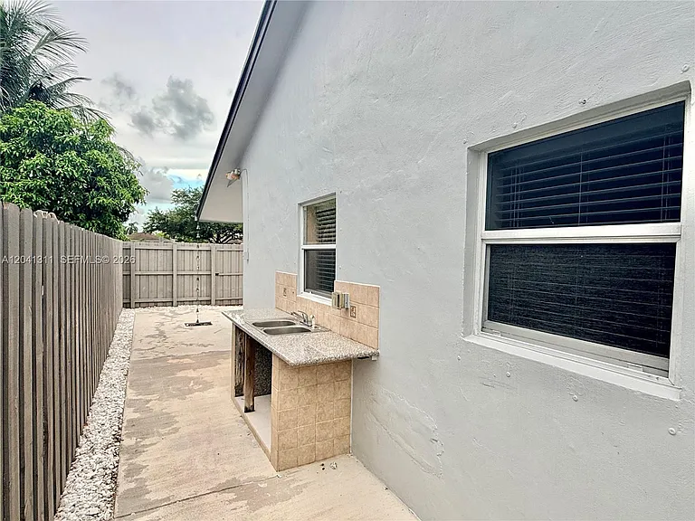 4471 SW 138th Ct — Photo 23