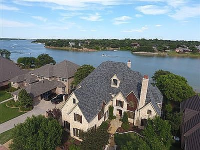 5th image of 3102 Lake Creek Dr