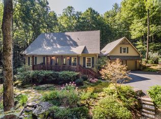 899 E Rochester Dr, Cashiers, NC 28717