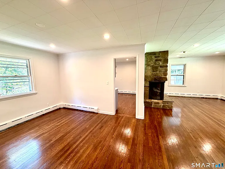 137 Florida Hill Rd — Photo 14