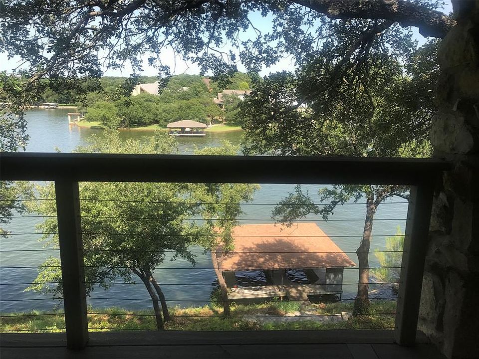 1st image of 3913 Crescent Dr