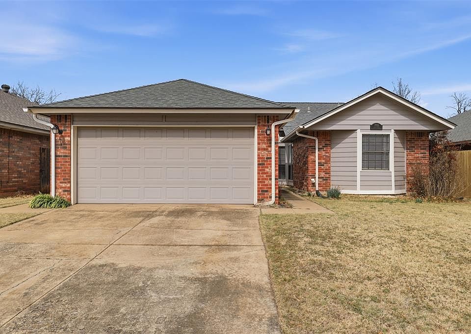 1st image of 7713 Doris Dr