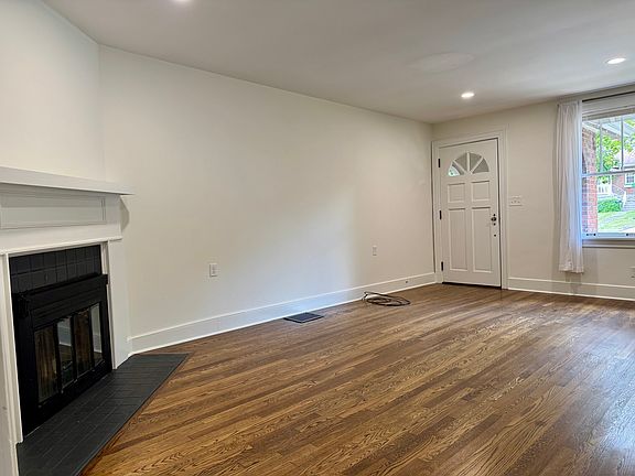 3rd image of 2107 Natchez Trce #B