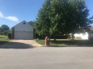 2718 W 23rd Ter, Joplin, MO 64804