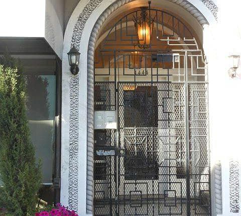 2nd image of 1446 Pacific Ave #3