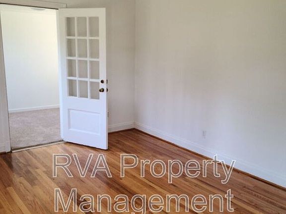 5th image of 1915 Parlow Dr