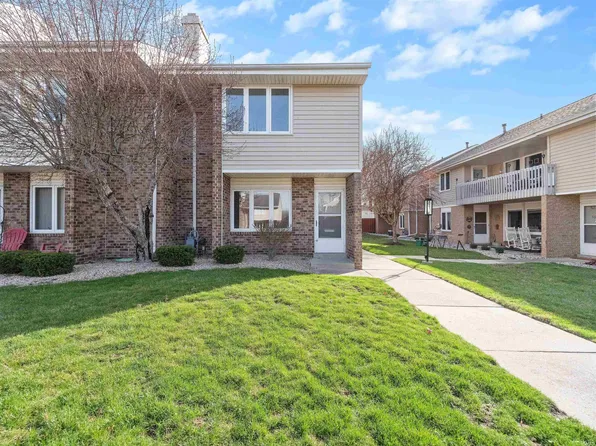 5651 S Wayne Ave, Fort Wayne, IN 46807