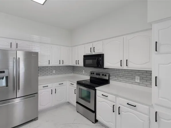 2835 Keller Springs Rd APT 903, Carrollton, TX 75006