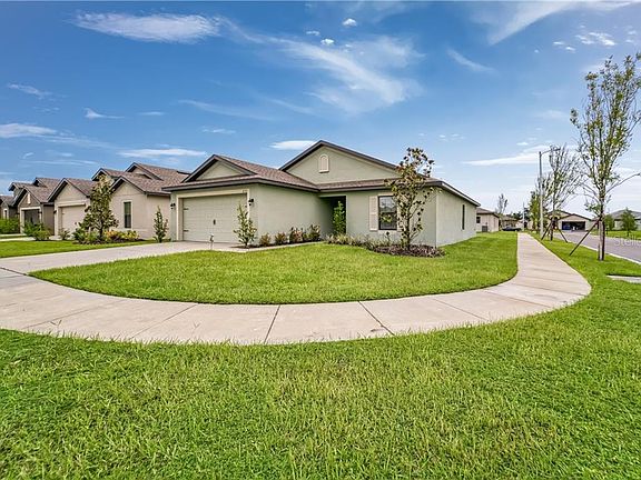 3rd image of 615 Chatham Walk Dr