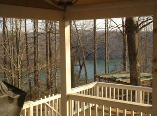 Danahan Ln, Byrdstown, TN 38549