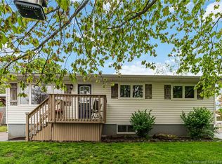 10 Manchester Cres, Riverview, NB E1B 3G4