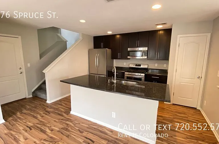 2176 Spruce St — Photo 6