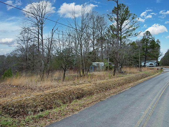 4th image of 592 Douthitt Rd