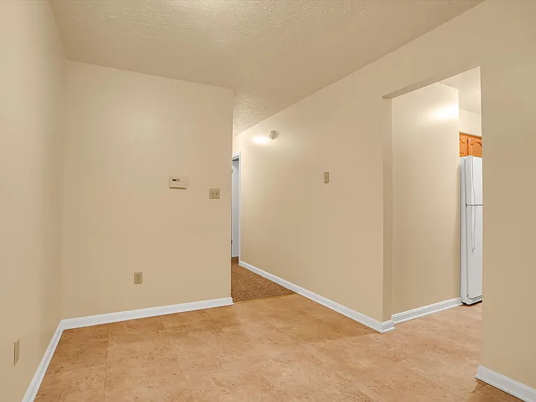 Blackhawk Commons Apartments — Photo 4