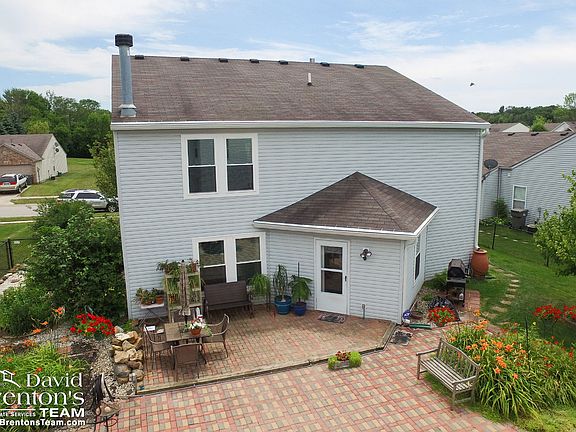 2nd image of 6920 Amber Valley Dr