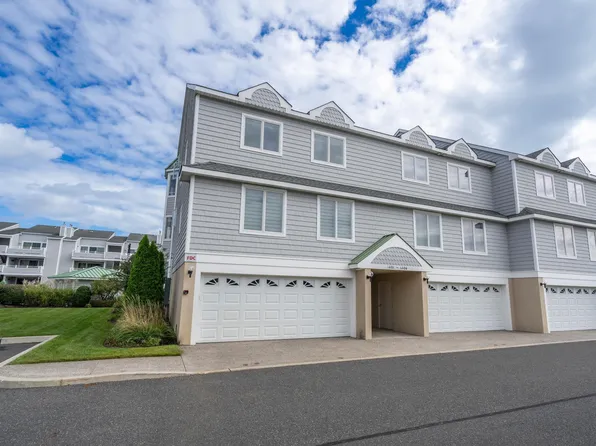 902 Ocean Dr Unit 1402, Cape May, NJ 08204