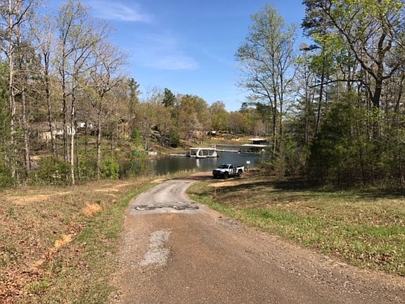 3rd image of Oak Leaf Ct #13