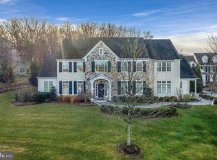 915 Sorrell Hill Dr, Malvern, PA 19355