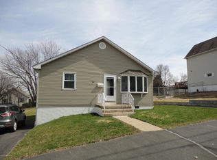 917 N Vine St, Hazleton, PA 18201