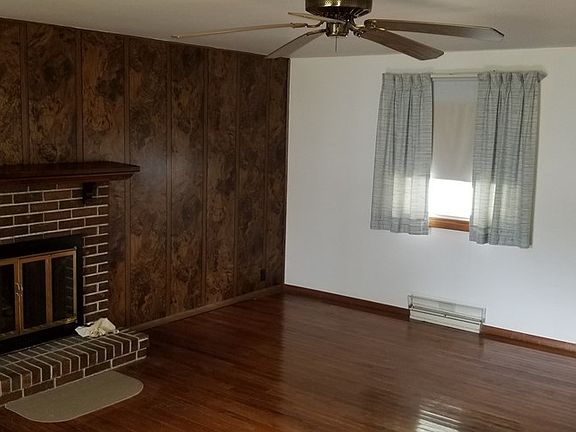 4th image of 625 Henry St