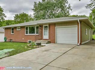 441 Skyway Rd, Lincoln, NE 68505