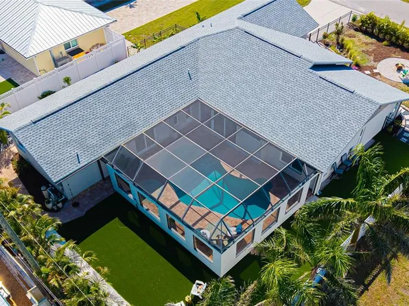 1724 Cheyenne St, Sarasota, FL 34231