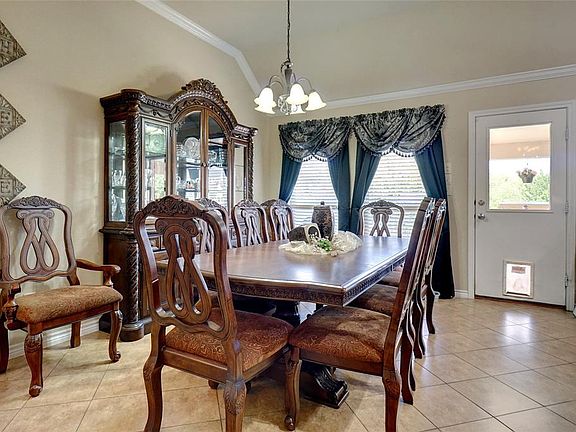 5th image of 8748 Regal Royale Dr